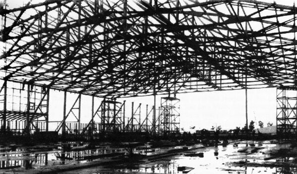 Werribee Hangar 2 1942 - Under Construction Courtesy of B-24 Liberator Museum  