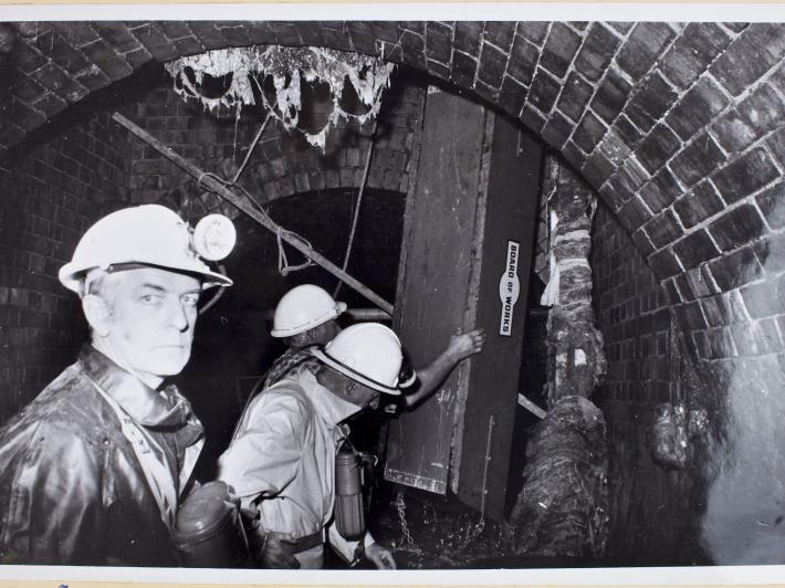MMBW men in tunnel