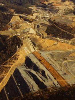 Aerial image showing the construction of Thomson Reservoir