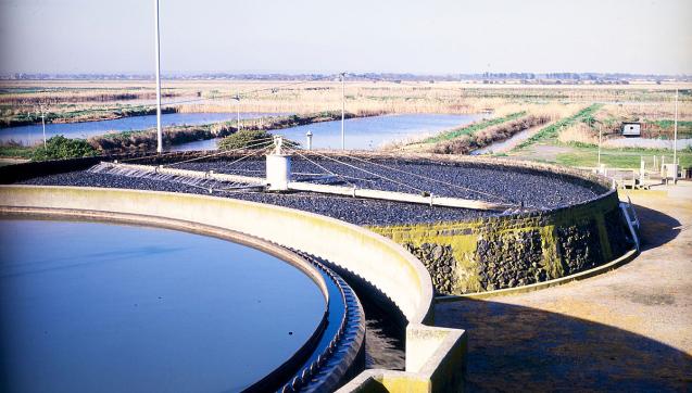 Clarifiers at the Braeside Treatment Plant